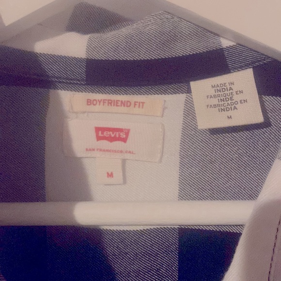 Levi’s plaid shirt black and white boyfriend fit - Picture 2 of 3